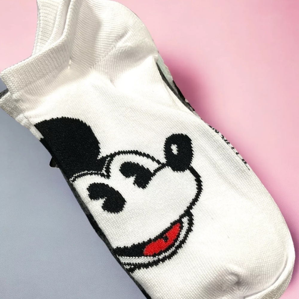 Disney Mickey Mouse Gray and Red 5 pairs Socks - Picture 3 of 3